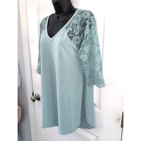 Zenana Lacey short sleeve top - Picture 3 of 5